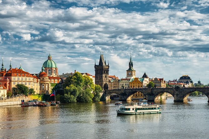 Prague Exclusive 3 Hour Private Tour with Car - Wenceslas Square to New Town: get your bearings fast