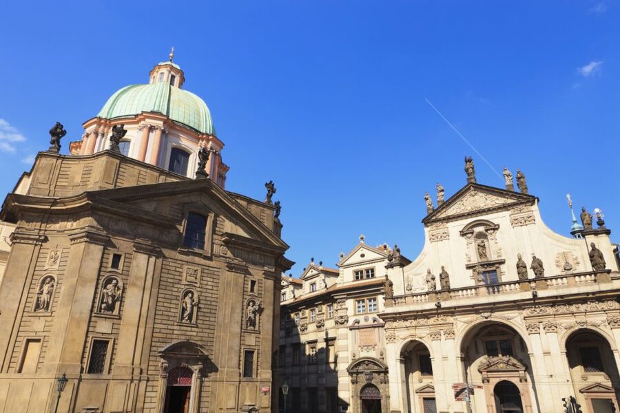 Prague For The First Time: 2-hour Private Walking Tour - Pařížská Street to the Jewish Quarter and the Old New Synagogue