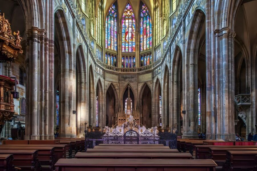 Prague: Full-Day Private Tour of Prague - 5 hours - What to bring, and how to handle rain or shine