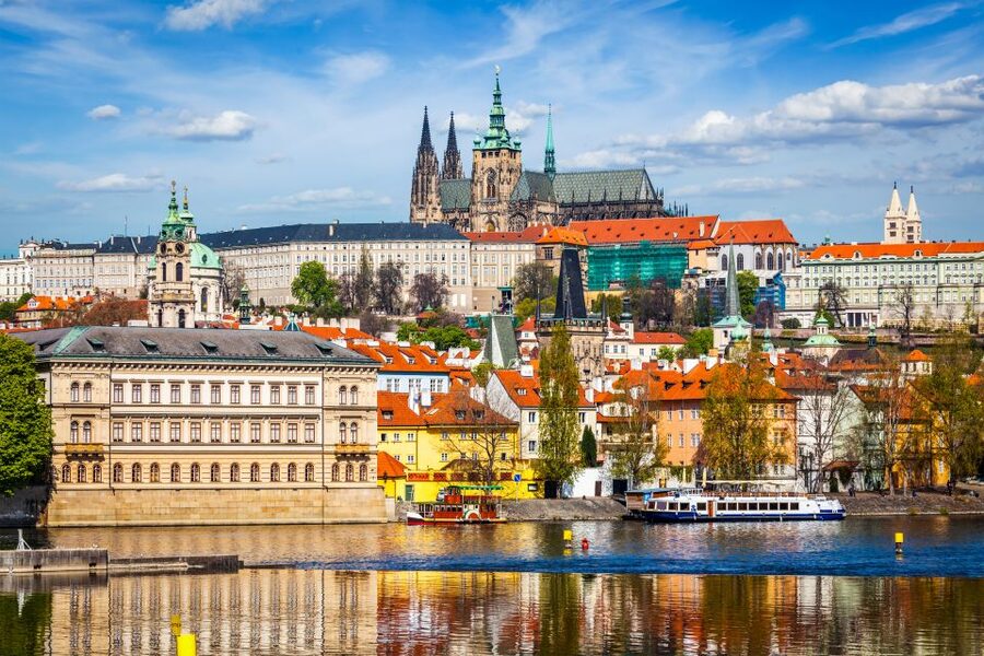 Prague: Full-Day Tour with Lunch and River Boat Cruise - Vltava River Cruise: Prague Castle Views From the Water