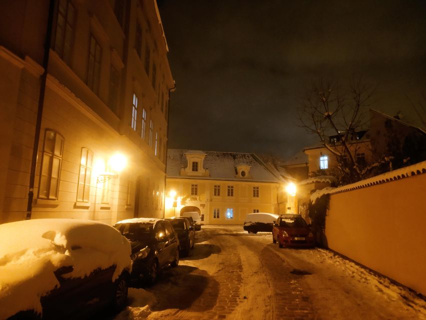 Prague: Ghost Walking Tour - How the 90 minutes actually feels on your feet