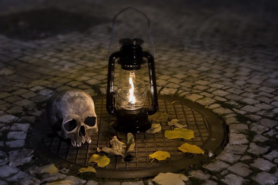 Prague: Ghosts and Legends Nighttime Guided Walking Tour - Jewish Quarter legends: Old-New Synagogue and the story shift