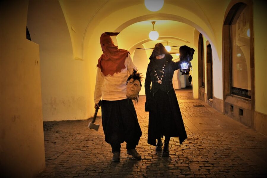 Prague: Ghosts, Legends, Medieval Underground & Dungeon Tour - Key things I’d circle on this Prague ghosts tour