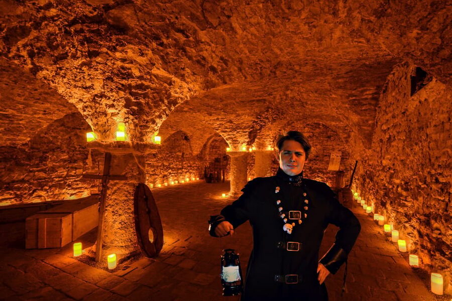 Prague: Ghosts, Legends, Medieval Underground & Dungeon Tour - Why Prague’s Dark-Legends Tour Feels Right at Night