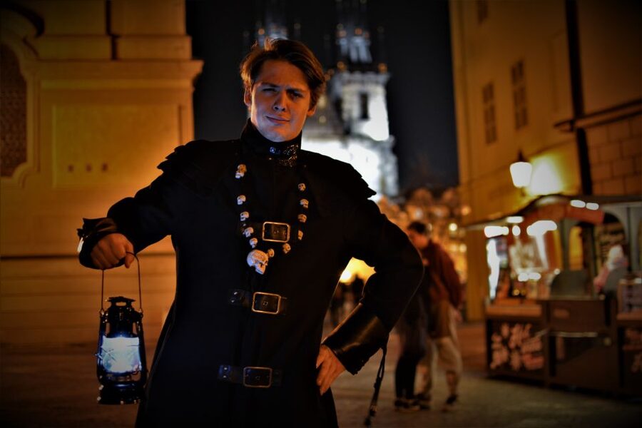 Prague: Ghosts, Legends, Medieval Underground & Dungeon Tour - Tips That Make a Night Like This Go Smoothly