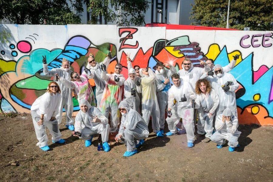 Prague Graffiti Workshop For Groups & Team-Building Groups - Meeting Your Tutor and Getting Into Gear