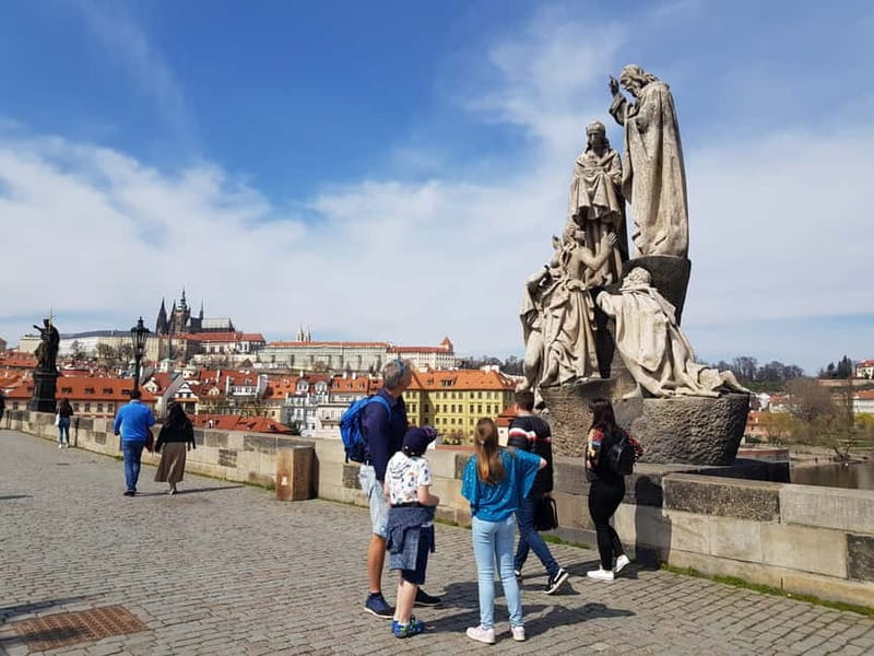 Prague Grand 2,5 hour + 2 hour exterior walking tour - Guide impact: when the storytelling keeps you listening