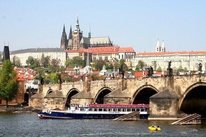 Prague: Grand City Tour with Bus, Castle exteriors & River Cruise - Key things to know before you go