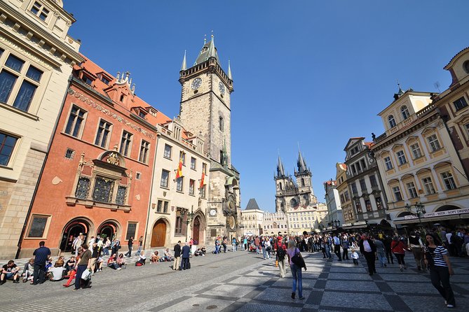 Prague: Grand City Tour with Bus, Castle exteriors & River Cruise - Transport comfort, group size, and small practical details