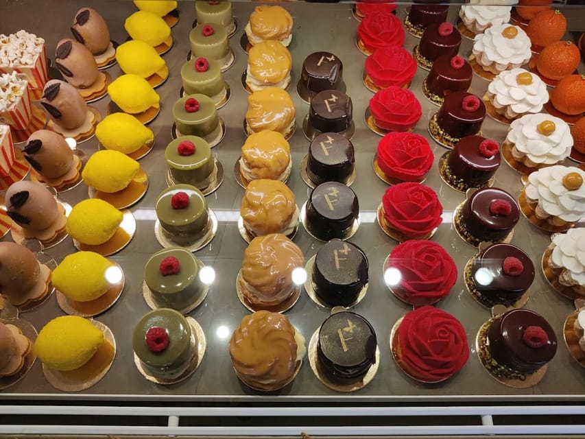Prague: Guided Sweet Gourmet Walking Tour - Your Four Tastings: Koláče, Perník, Větrník, and the Story Behind Each Bite