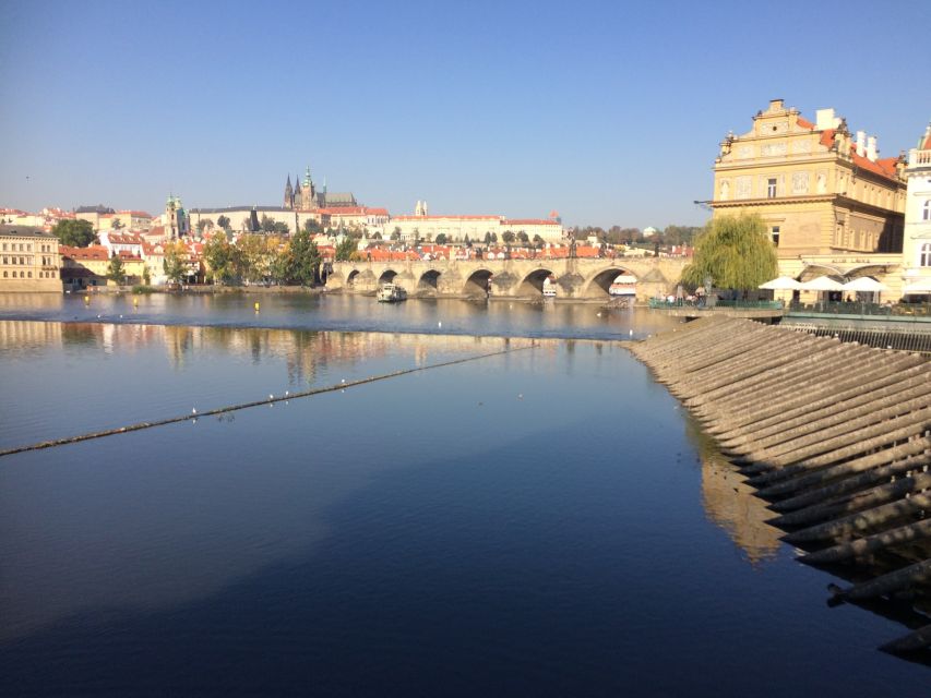 Prague: Half-Day City Highlights Walking Tour - Old Jewish Cemetery and Josefov: outside views with a guiding storyline
