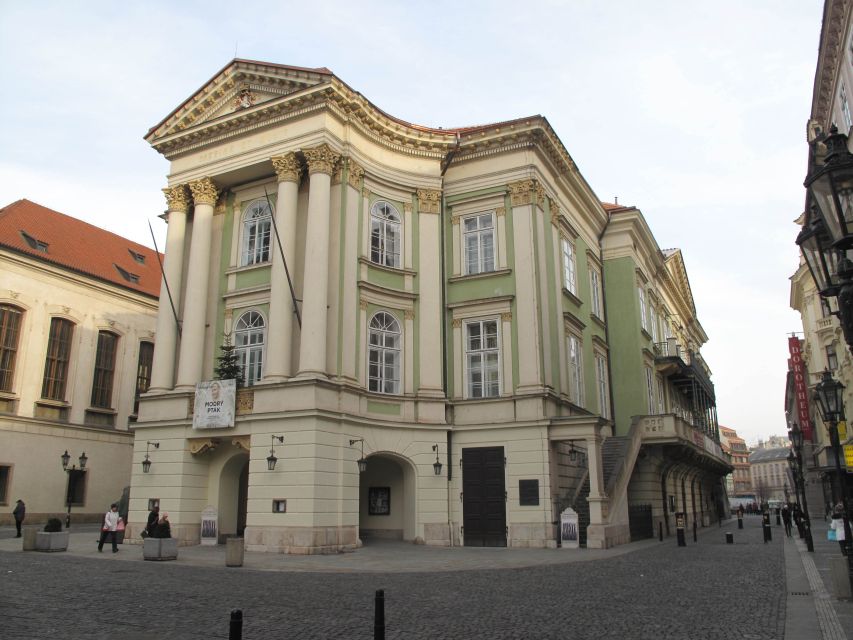 Prague Half-Day City Tour by Car - Prague Castle District in 1 hour: guided overview without the overload