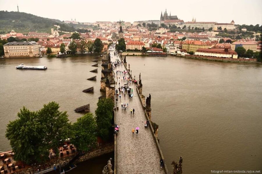 Prague: Hidden Gems Walking Tour with Local Guide - A 150-minute route that teaches Prague by walking it