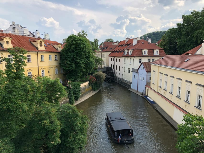 Prague: Highlights of Prague Private Half-Day Tour by Car - Who this tour suits best