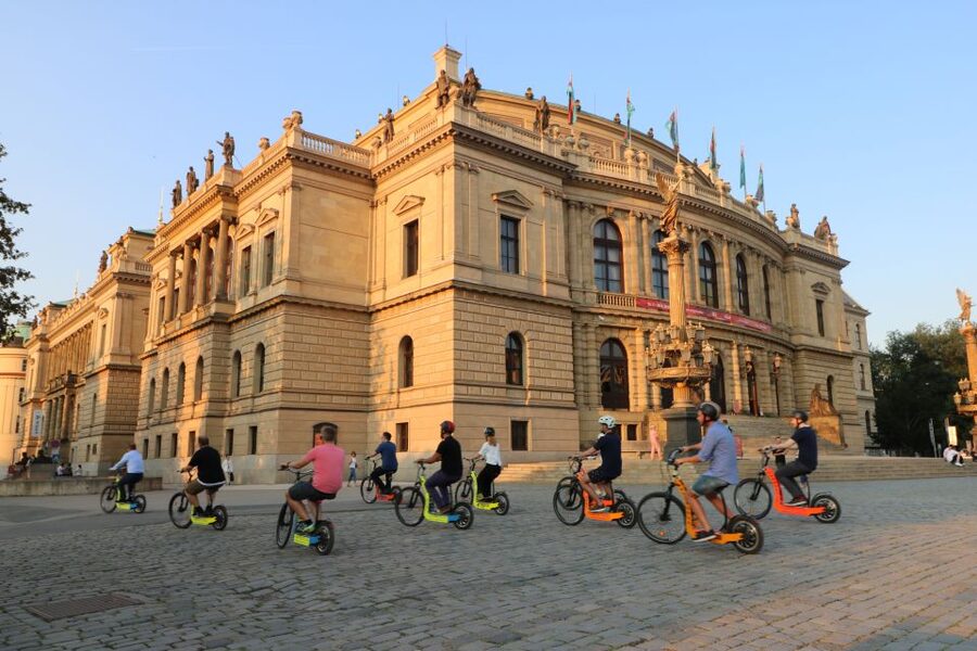 Prague: Highlights Tour on e-Scooter or eBike - Prague Castle complex, St. Vitus Cathedral, and monastic beer