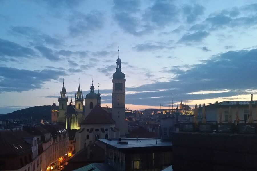 Prague: Historic City Center Bus Tour with Top Sights - Charles Bridge and the Vltava crossings: the river view you will map later