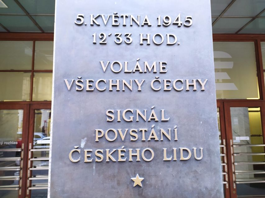 Prague: Historical Walking Tour with Focus on World War 2 - Key things that make this tour worth your time