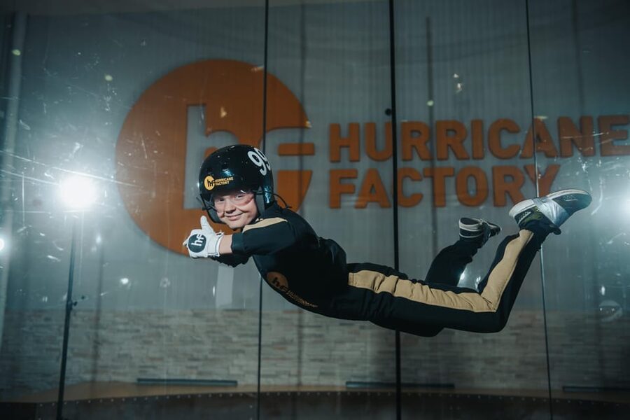 Prague: Hurricane Factory Indoor Skydiving Experience - Small group dynamics and instructor care in Prague