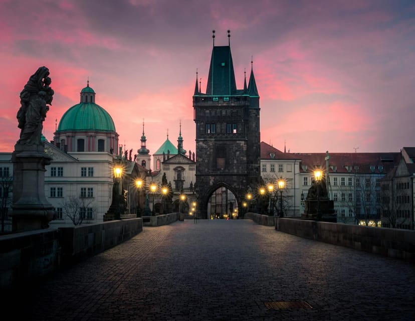 Prague In One Day: 7 hours private tour - Tour Pace and Customization: What Private Really Means