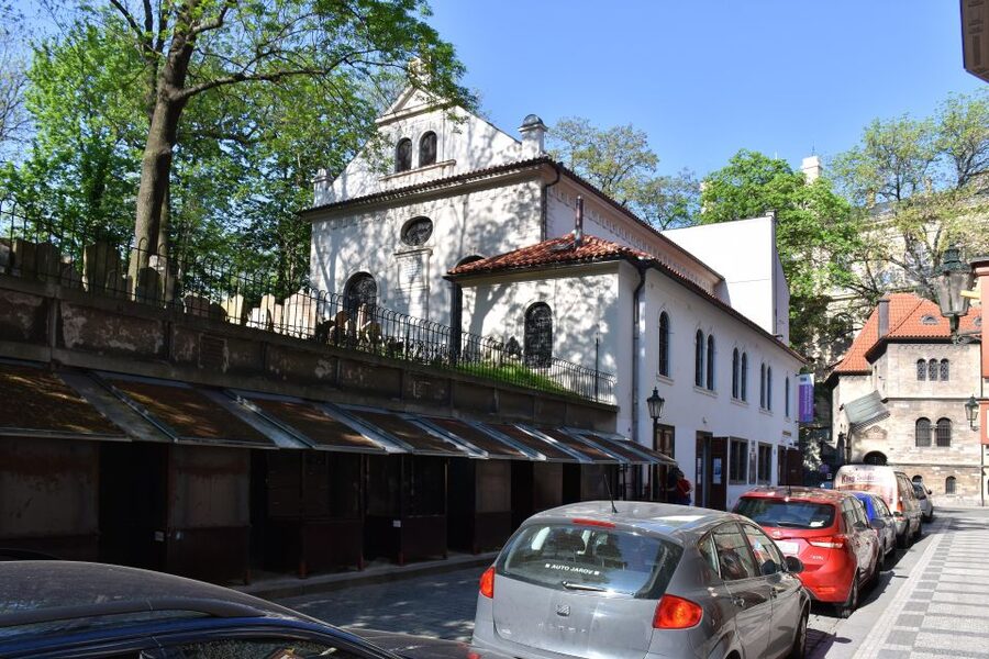 Prague Jewish Quarter Online Audio Guide - Old Jewish Cemetery: why this stop hits different