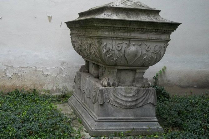 Prague Jewish Quarter Private Half-Day Walking Tour - A Private Half-Day Through Prague’s Former Jewish Ghetto