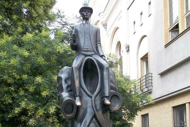 Prague Jewish Quarter Private Half-Day Walking Tour - Old Jewish Cemetery and the Weight of Scale