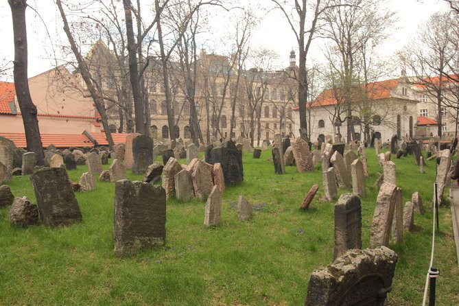 Prague Jewish Quarter Tour with Tereza - Stop 5: Old Jewish Cemetery, 15th-century graves and tens of thousands of burials