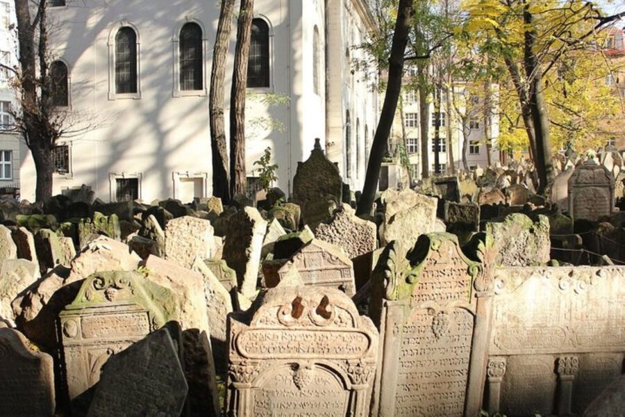 Prague: Jewish Town Guided Walking Tour - Price and value: what $95 really buys you