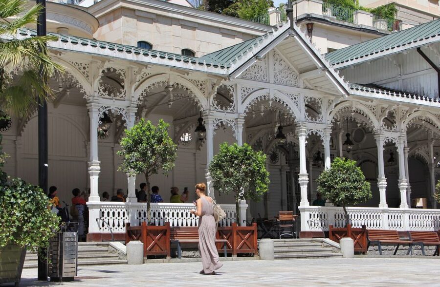 Prague: Karlovy Vary Day Trip with Watchtower and Funicular - Key things to know before you go