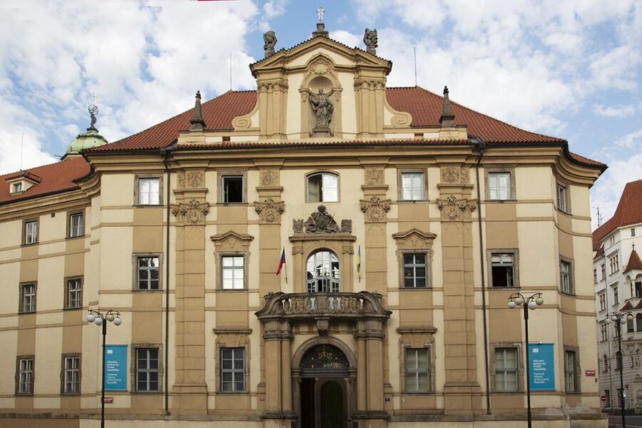 Prague: Klementinum Library & Astronomical Tower Guided Tour - Where to meet inside Klementinum, and how to avoid delays