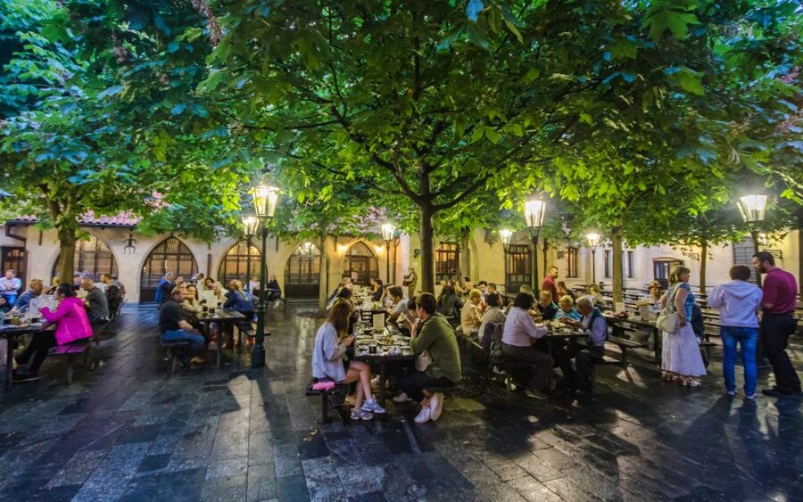 Prague: Legendary Beer Tour with Dinner - Should You Book This Prague Beer Tour with Dinner?