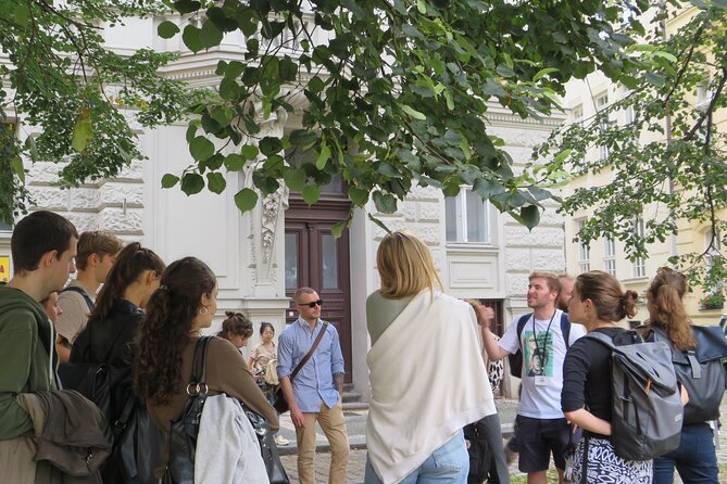 Prague Literary & Historical Tours - Comprehensive Route - The guide effect, and why Fergus gets mentioned for a reason
