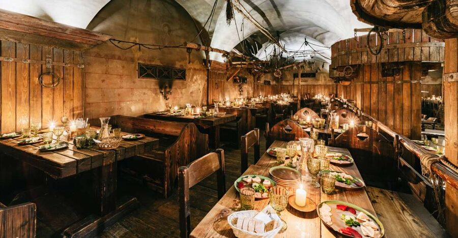 Prague: Medieval Dinner with Unlimited Drinks - Why This Medieval Tavern Dinner Works in Prague