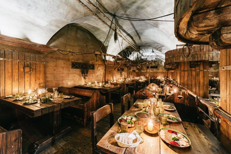 Prague: Medieval Dinner with Unlimited Drinks - The Medieval Performance: Swords, Jugglers, Belly Dancers