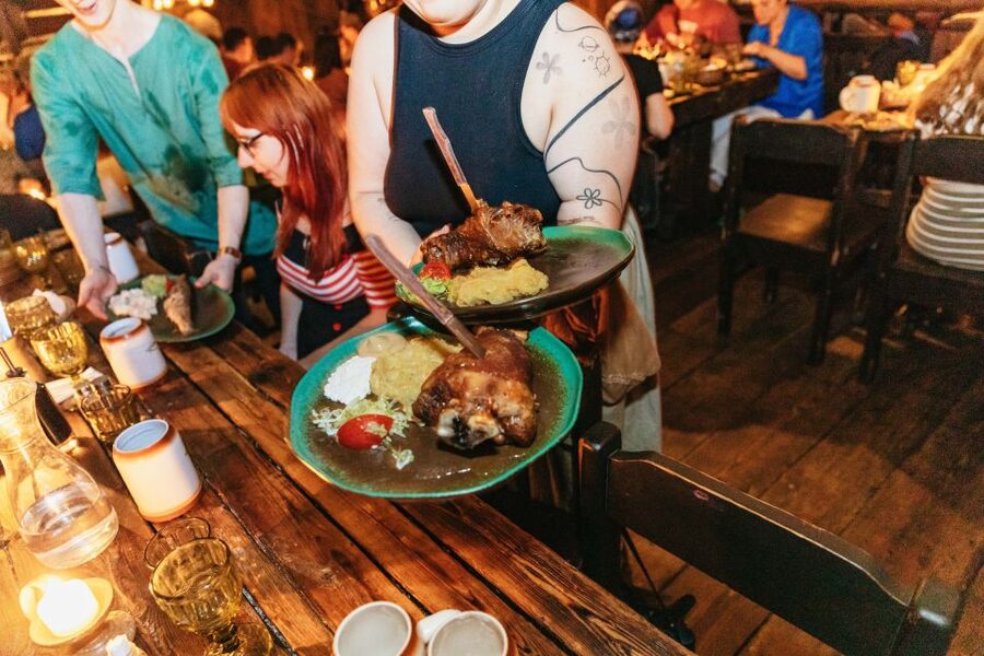 Prague: Medieval Dinner with Unlimited Drinks - Logistics That Actually Affect Your Evening