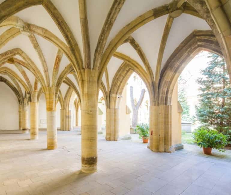 Prague: Minorite Friary + St. James Optional & Audio Guide - Key Things You’ll Notice Right Away