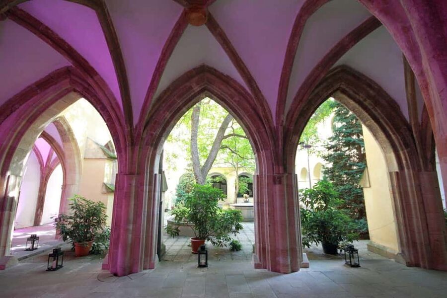 Prague: Minorite Friary + St. James Optional & Audio Guide - How the Online Audioguide Really Works (And What to Bring)