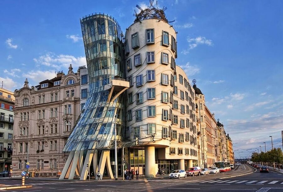 Prague: Modern Architecture and Design Guided Tour - Key things I’d watch for on this modern-design walk