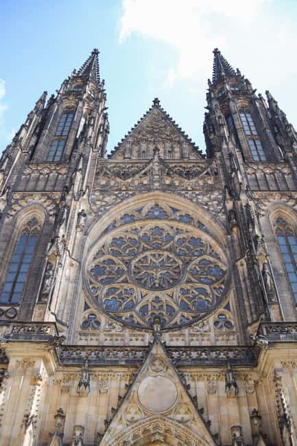 Prague Most Beautiful Walk: Prague Castle & Monastery Views - Castle Hill by tram, then straight to the best views
