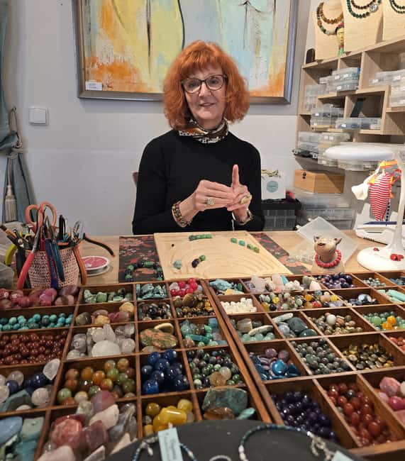 Prague: Necklace-Making Workshop with a Jeweler - What you can make in this 1-hour jewelry session