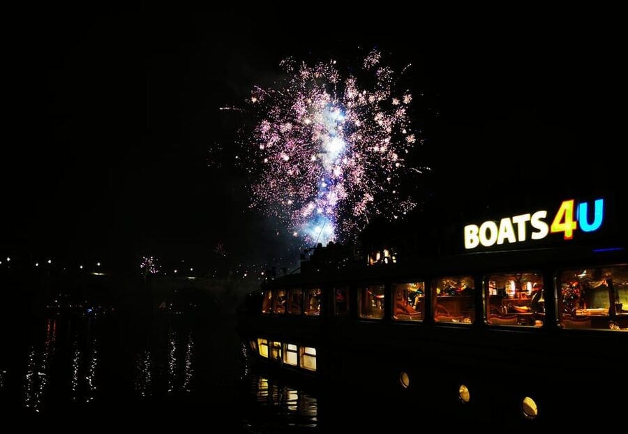 Prague: New Year's Eve Cruise through Midnight - On board the Maria Croon or Czech Boat: the 150 minutes you’ll live inside