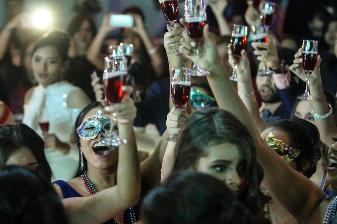 Prague Nightlife Party - Stop 2, The Pop Up!: Great Music and a Reset Before the Club