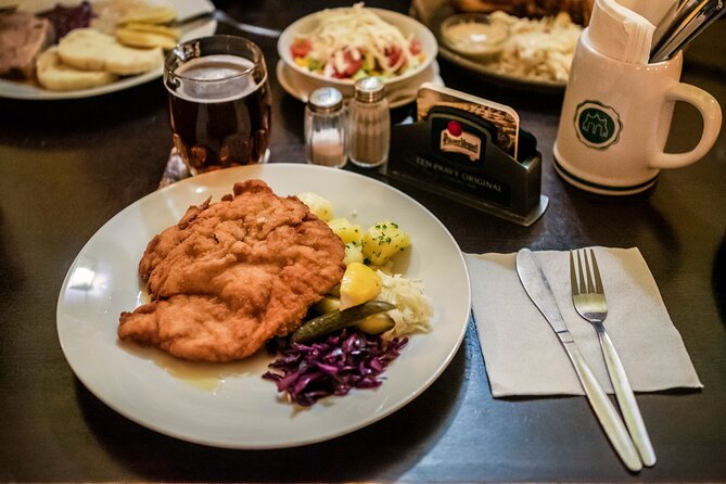 Prague Old Town And Beer Walking Tour Including Dinner - Reliability: how to protect your evening from typical walking-tour hiccups