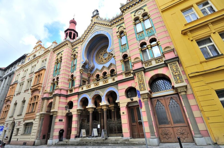 Prague Old Town and Top Attractions Private Tour by Car - Old Town highlights: clocks, towers, churches, and Kafka’s address