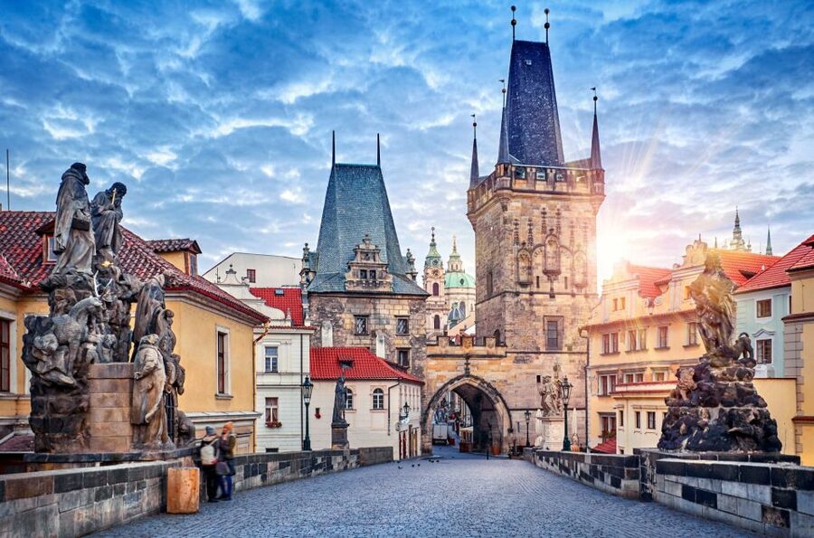 Prague Old Town and Top Attractions Private Tour by Car - Prague Castle with skip-the-line access: what’s included and how to plan