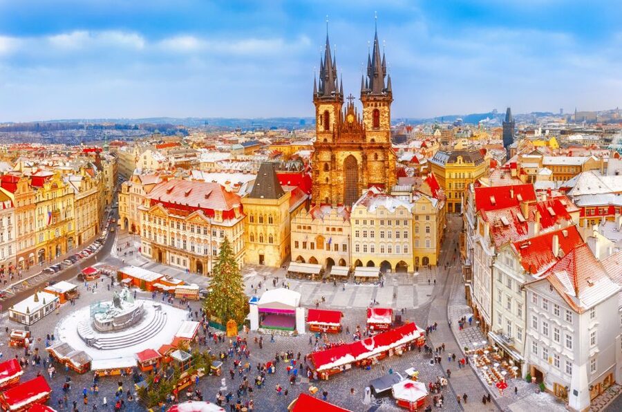 Prague: Old Town Highlights Private Guided Walking Tour - Meeting at the World of Franz Kafka, then getting oriented fast