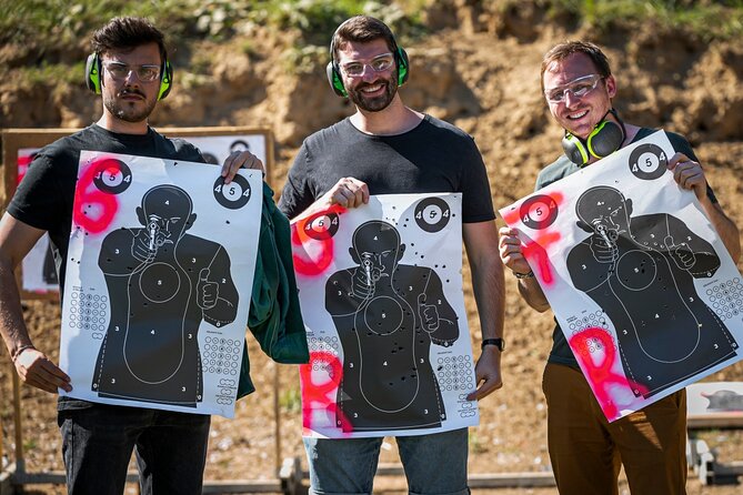 Prague: Outdoor shooting experience 3 to 10 guns + BUS Transfer - What the 4-Hour Flow Looks Like, From Meet Point to Return