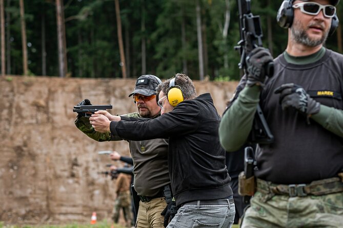 Prague: Outdoor shooting experience 3 to 10 guns + BUS Transfer - Getting There by Bus Transfer From Staré Město