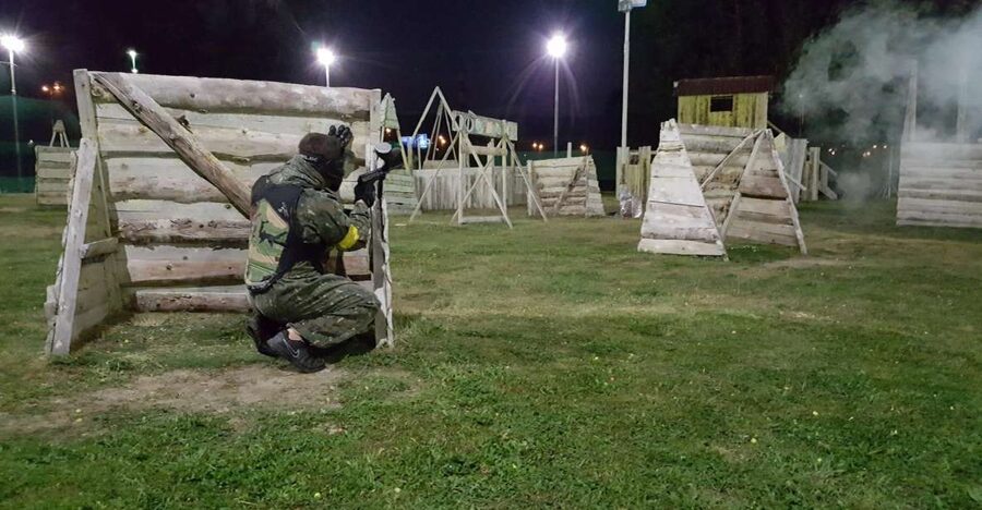 Prague: Paintballing Games - Your main event: 2 hours of paintball on a course with real game flow