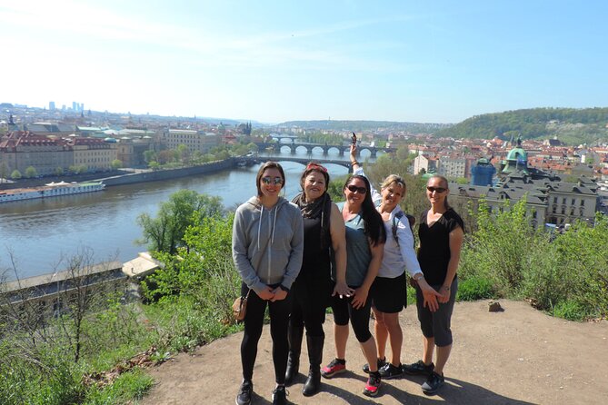 Prague Panoramic Views e-bike and e-Scooter guided Tour - Staroměstské náměstí: finish with the main square energy